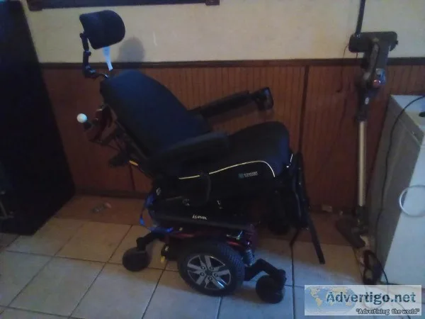 iLevel Q6 Edge electronic wheelchair