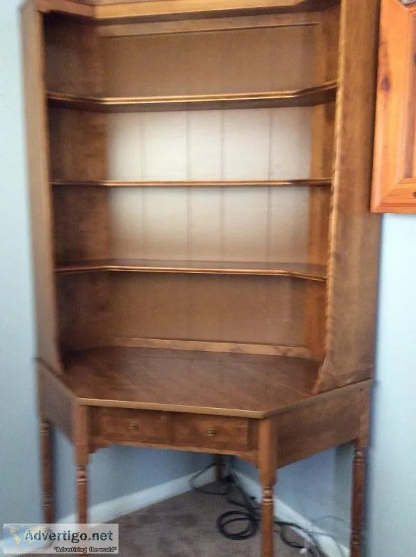 Corner Desk