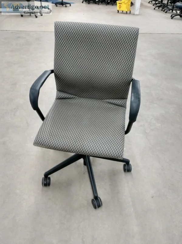 Steelcase Player task chair