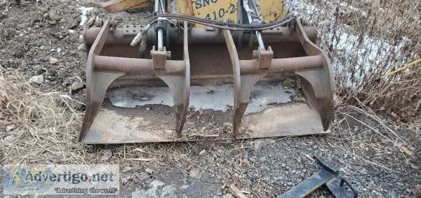 60&quot Grapple