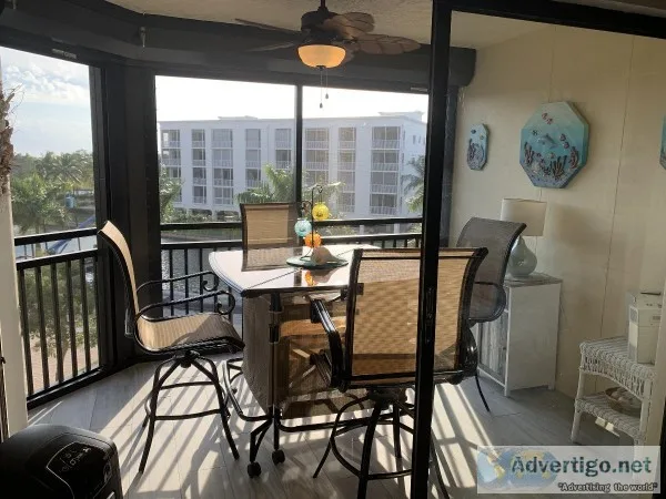 Hampton Bay outdoor table and chairs