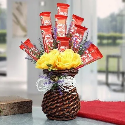 Lovely Vase With chocolates