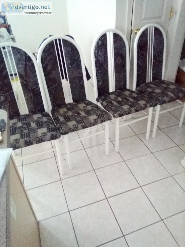 Dinette Chairs Set of 4 Only 49 Cash Calls and Pick Up Local Onl