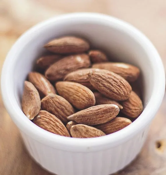 Buy fresh almonds nuts online