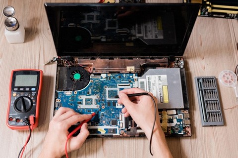 Laptop repairing course in delhi