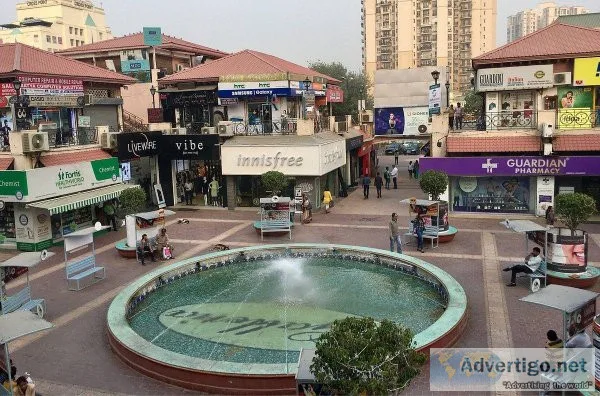 DLF Galleria Market in DLF City Phase 4 Gurgaon Sector 91