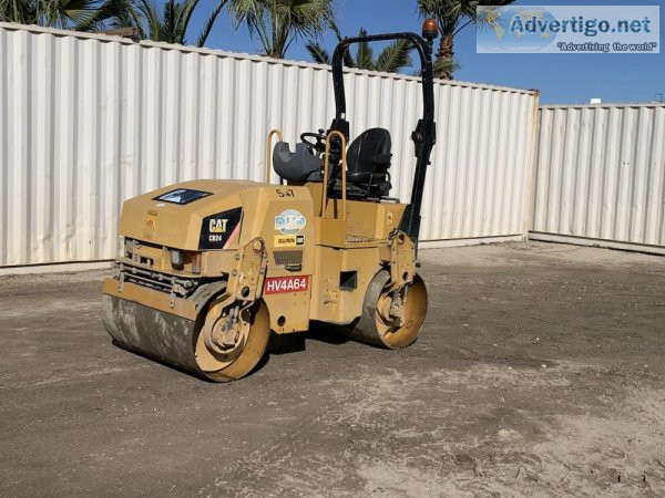 2012 CATERPILLAR CB24 VIBRATORY TANDEM SMOOTH DRUM ROLLER 316012