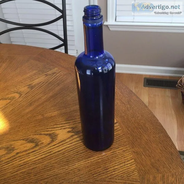 BLUE GLASS DECORATIVE BOTTLE