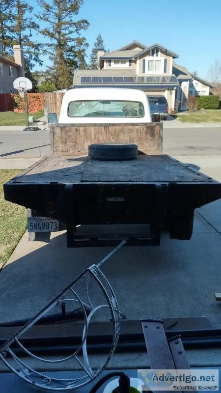 Flatbed off of a truck 6 12 by 8