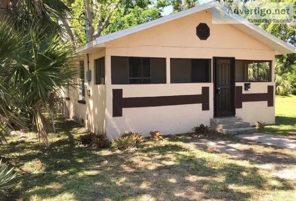 418 Pleasant St Daytona Beach FL 32114