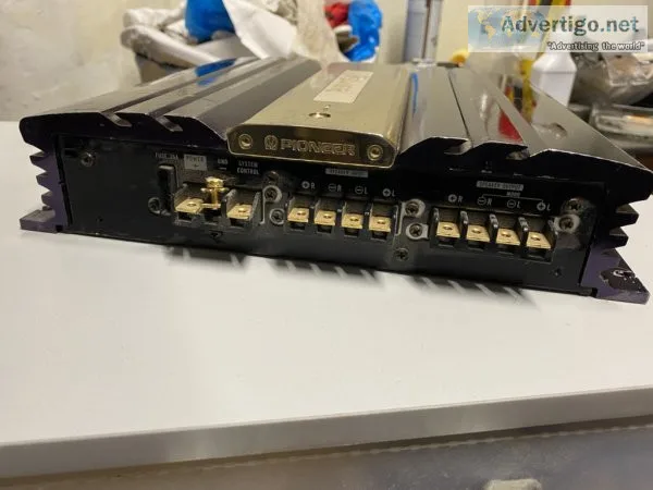 Premier GM-622 amplifier