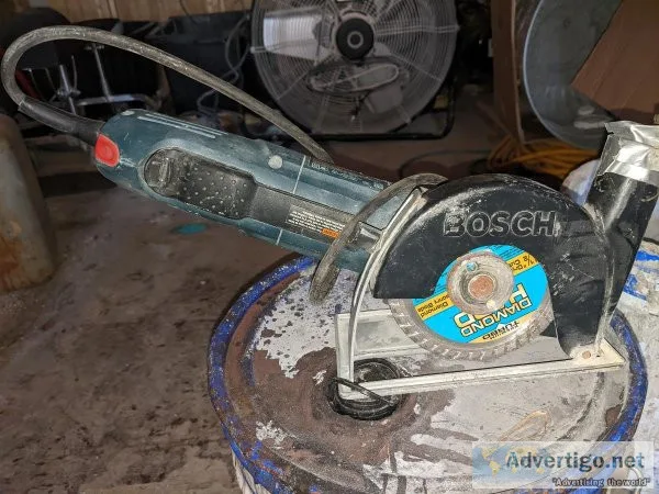 BOSH 1840 4&quot HAND GRINDER W DUSTLESS SHROUD