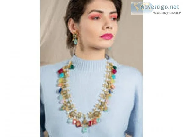Buy necklace online at reasonable price odette