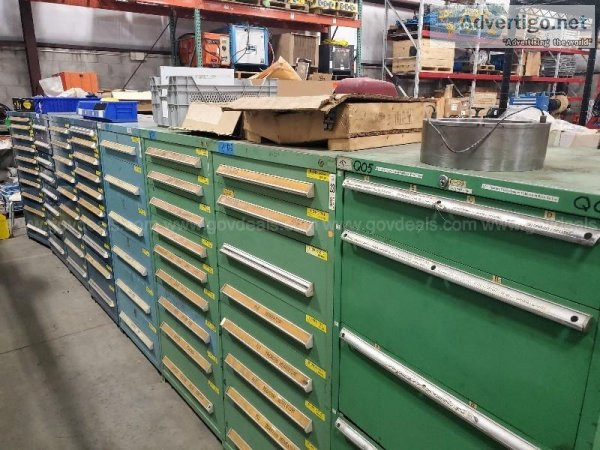 MRO - LOT OF 13 STANLEY VIDMAR LISTA CABINETS WITH CONTENTS