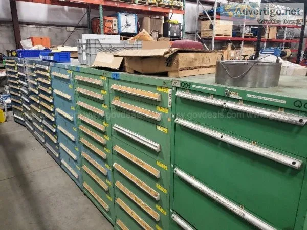 MRO - LOT OF 13 STANLEY VIDMAR LISTA CABINETS WITH CONTENTS