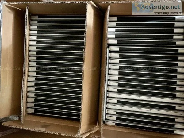 Lot of 132 Apple Laptops