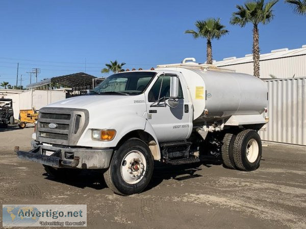 2006 FORD F750 2000 GALLON BOBTAIL WATER TRUCK 2332101221