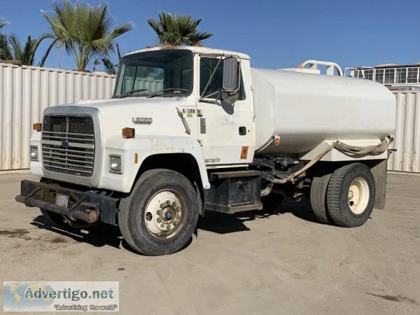 1992 FORD L8000 2000 GALLON BOBTAIL WATER TRUCK 75202221