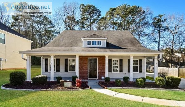 5465 Rock Lake Dr Atlanta GA 30349