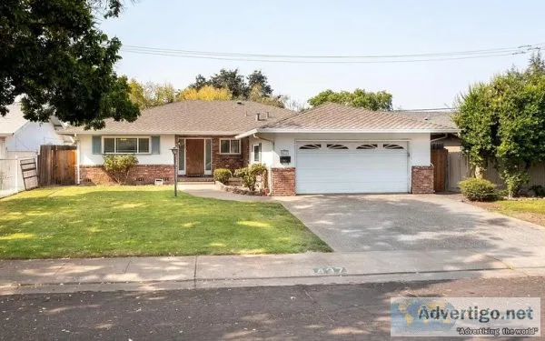 437 Pickwood Ln Stockton CA 95207