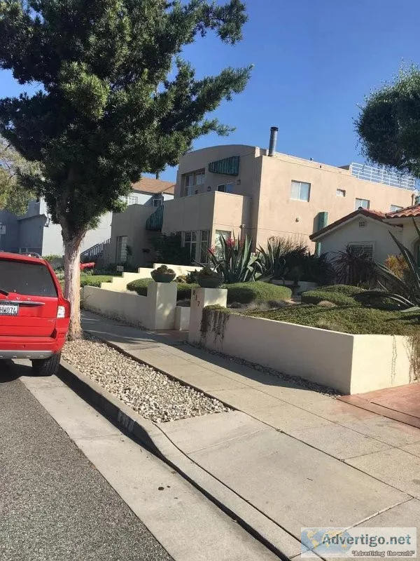 A beautiful 4 bedroom 3.5 bath for rent in Santa Monica