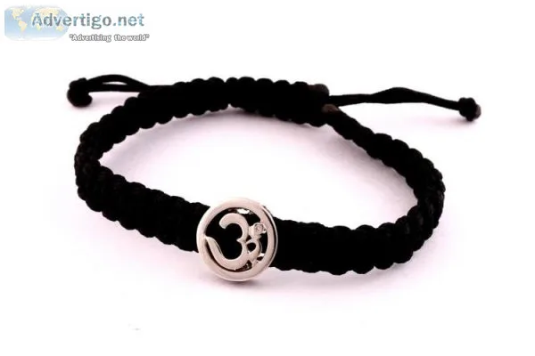 Aumkaara Gents Bracelet In Silver