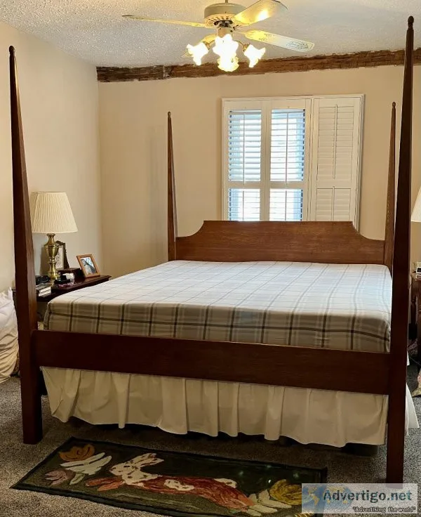 Amish Built Shaker Pencil Post Oak Bed Frame