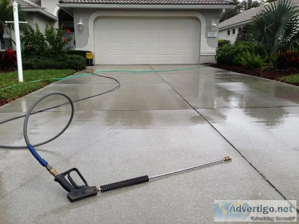 PRESSURE WASHING  WHOLE HOUSE SPECIAL