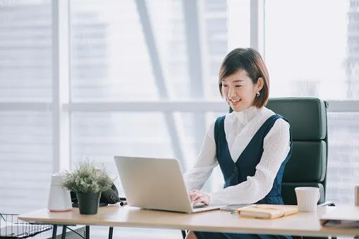 Who is the Professional Chinese Language Translation in India