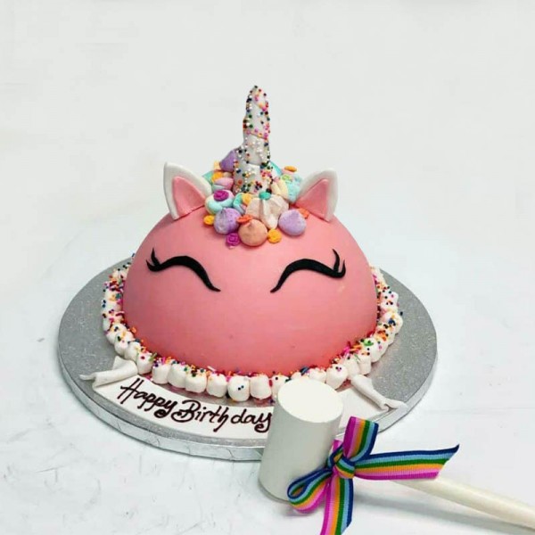 Order pinata cake online from myflowertree
