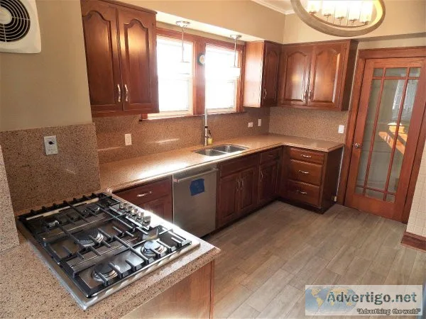 Cherry Kitchen Cabinets With Granite Counters