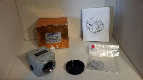 Hitachi KP-D20AU 13&quotCCD Color Analog Camera NTSC with 2.8-12