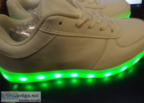30 New pairs of USB tennis shoes
