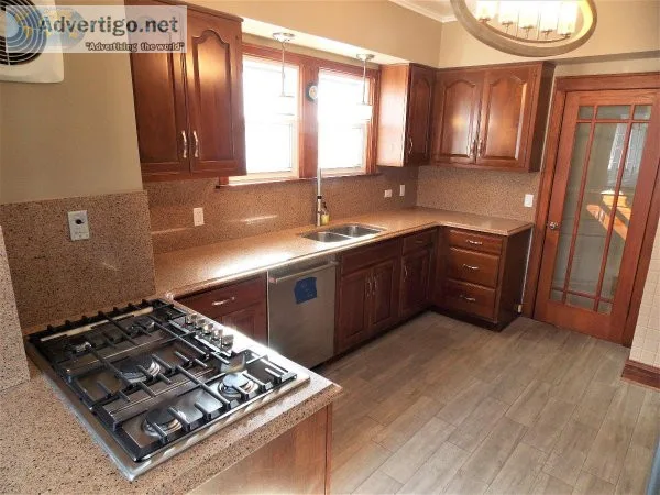 Cherry Kitchen Cabinets With Granite Counters