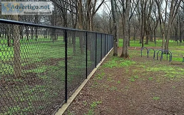 How to Find the Best Chain Link Fence Contractors