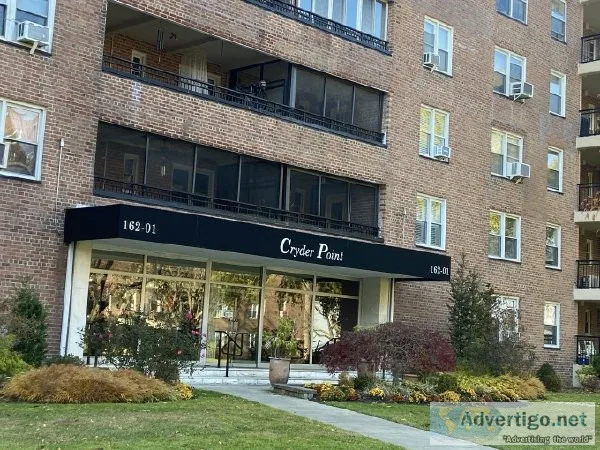 (GRO) Beautiful 2 Bedroom Sun Drenched Immaculate Co-op