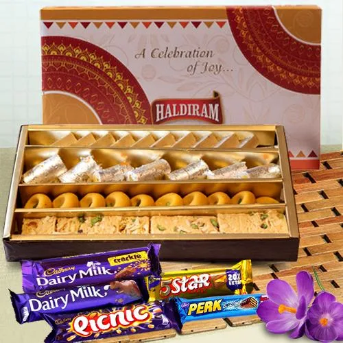 Make rakshabandhan special with rakhi n sweets online to kolkata