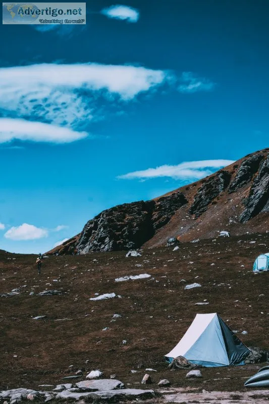 Book bhrigu lake trek online