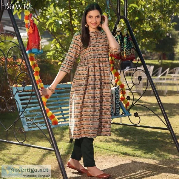 Buy women kurtis online at lowest prices | beyoung