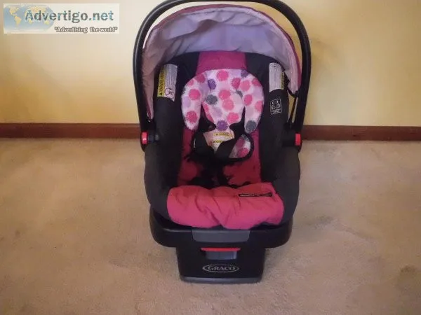 Graco Car Seat - 0 to 30lbs. Like New