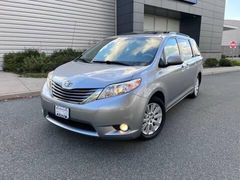 2013 Toyota Sienna Limited 7 Passenger AWD 4dr Mini Van