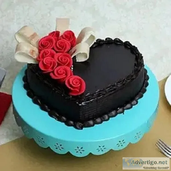Anniversary cake delivery in guwahati