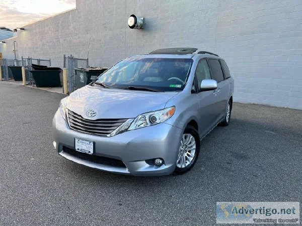 2011 Toyota Sienna XLE 8 Passenger 4dr Mini Van