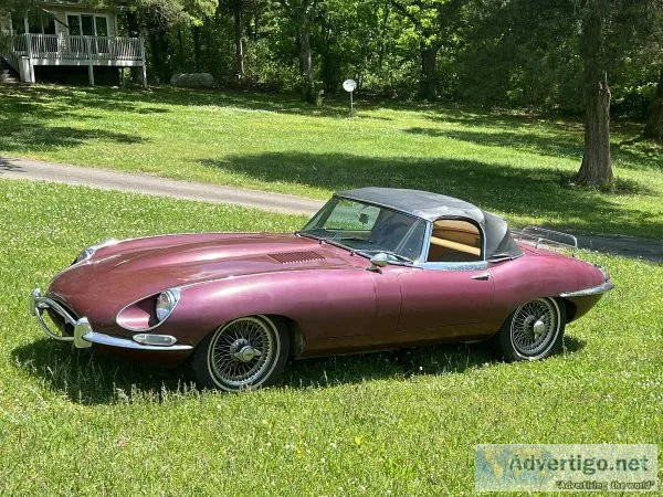 24279 1967 Jaguar XKE Series 1 12 Roadster