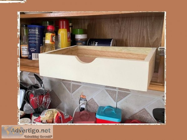 Spice rack pullout