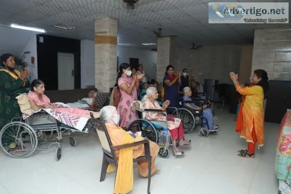 Old age home in gurgaon: the life of a senior citizen