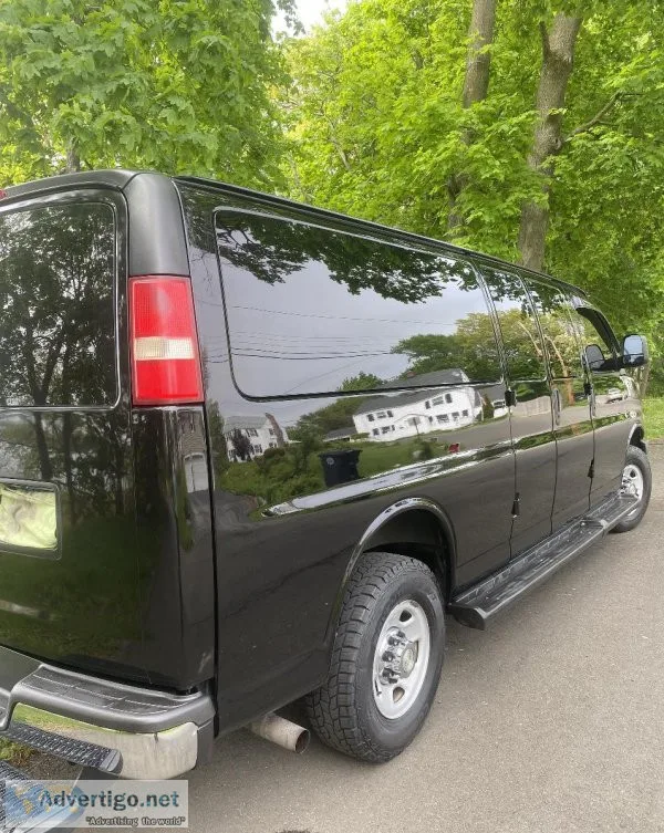 2015 Chevrolet Express 3500. Extended Van.