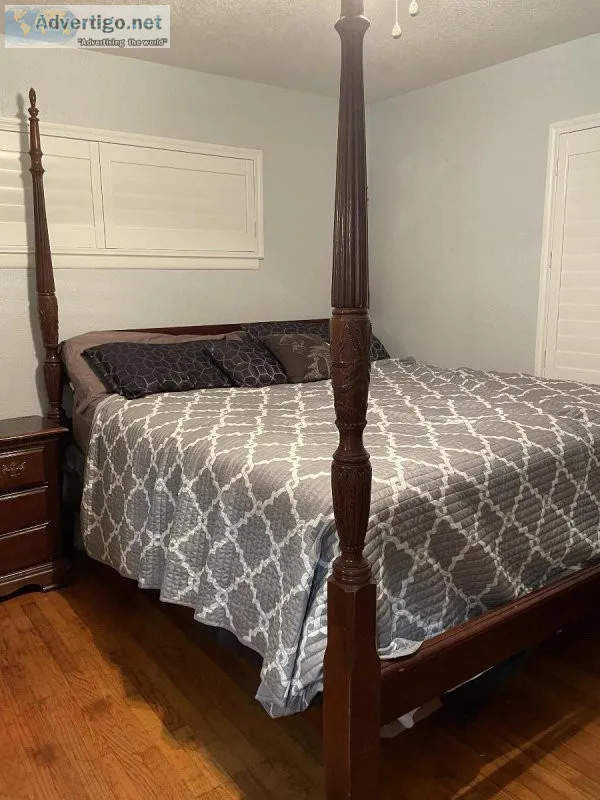 3 PC King Bedroom Suite (bed nightstand and dresser included)