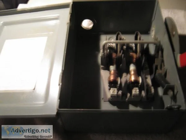 CUTLER-HAMMER Cat 4444H342  60 Amp Safety Switch 120240 240V. A-
