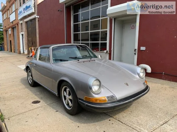 23966 1970 Porsche 911T Targa